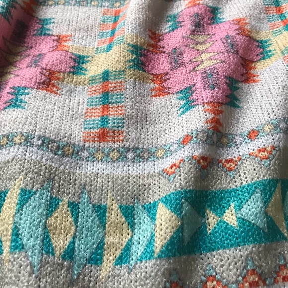 Anthropologie Akemi + Kin Morganna Aztec Print Top - Picture 3 of 5